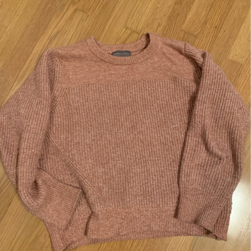 Modern citizen small sweater rose with white stitching scoop neck